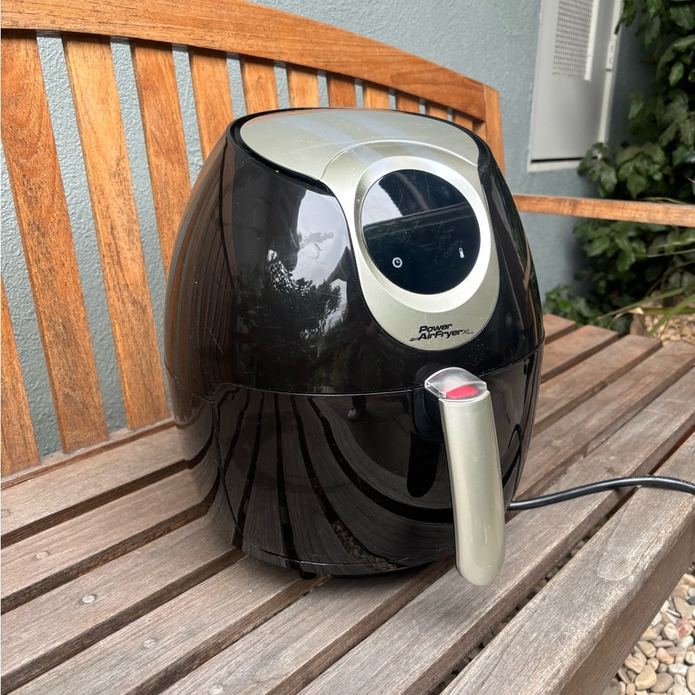 Black and Silver Air Fryer